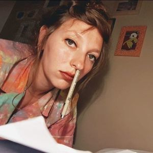 Meet your Posher, Iris